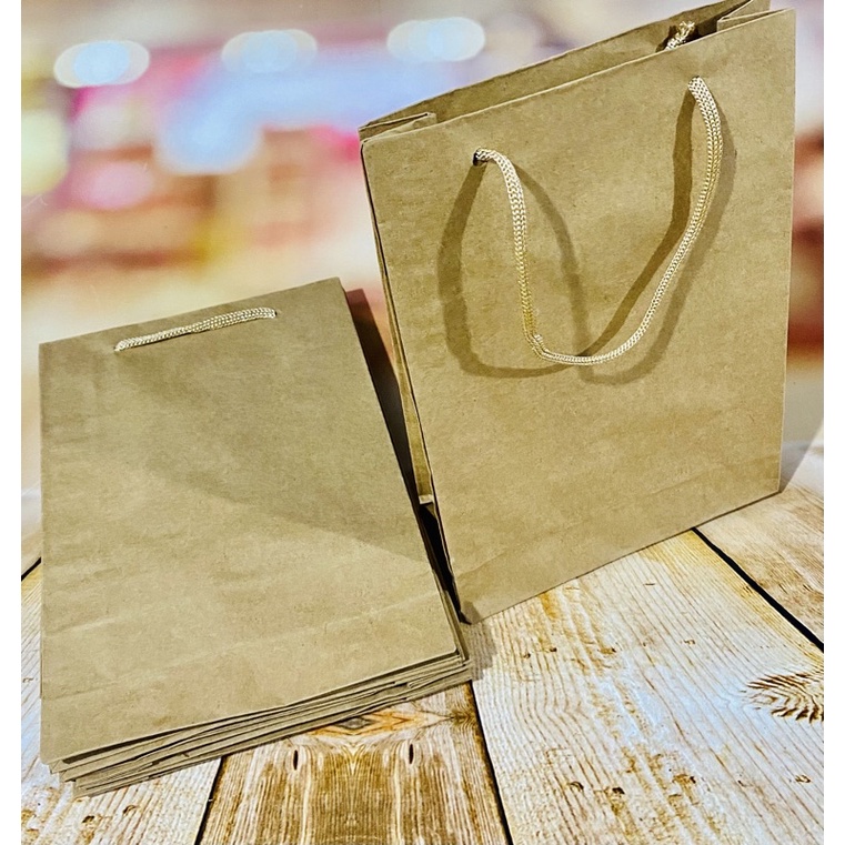 10 Sacolas De Papel kraft 23x16x6 cm Presente Bolsa Festa em Oferta na Shopee