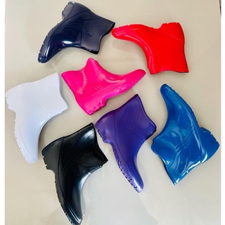 Bota Galocha Feminina Cano Curto Impermeável Borracha Pvc Chuva Inverno e limpeza diária promoção