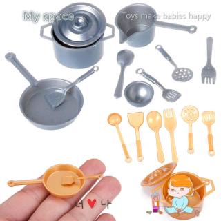 SPACE 10/11PÇS Conjunto de Utensílios de Cozinha em Miniatura Escala de 1:12/Itens de Mesa/Panela/Garfo/Frigideira