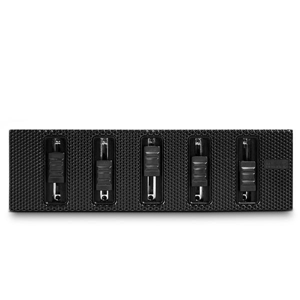 Controlador de FAN NZXT Sentry Mesh NÃO CONTROLA LED.
