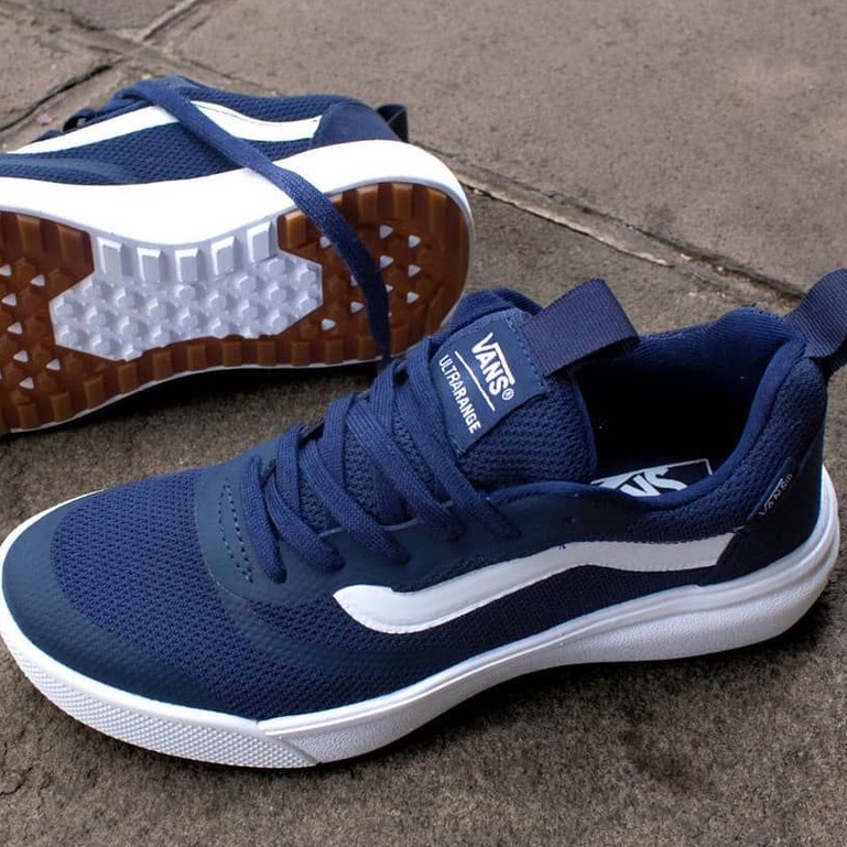 Tenis vans store azul e cinza