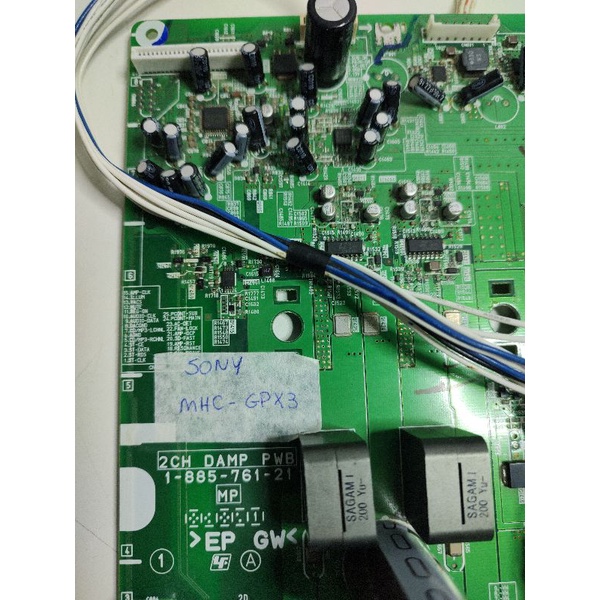Placa amplificadora som Sony mhc gpx3. defeito. leia