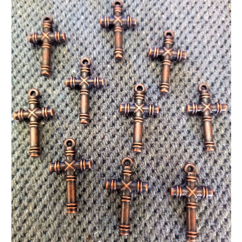 Kit Pingentes Crucifixo ABS 2x1cm 10 Unid Estilo Ouro Velho Montagem de Terço