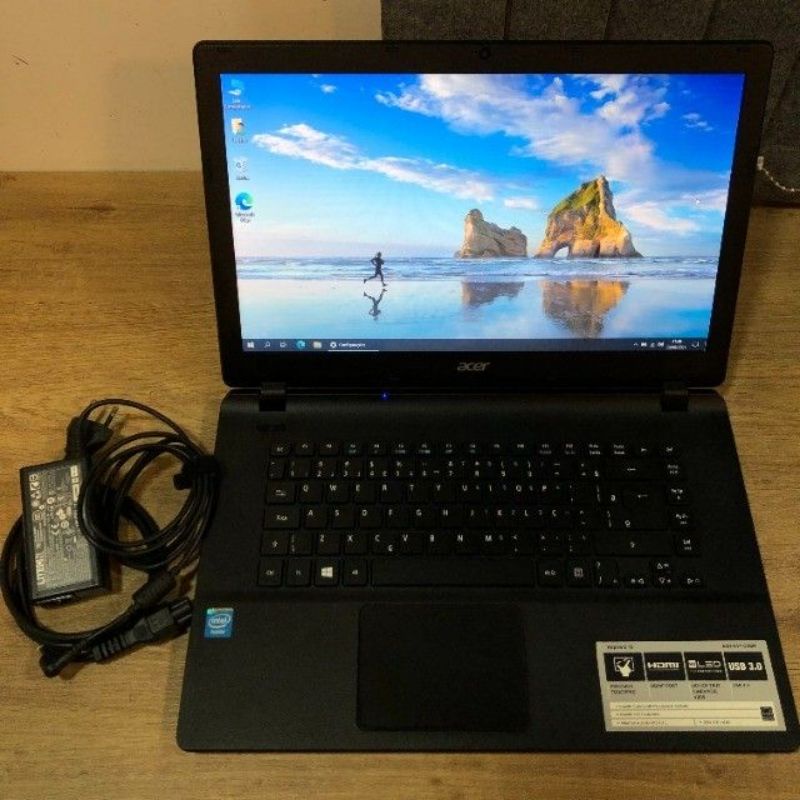 Notebook Acer Aspire ES1-511-C98N Black - Intel Celeron N2840 2.16ghz - HD 250GB - RAM 2GB - LED 15.6"