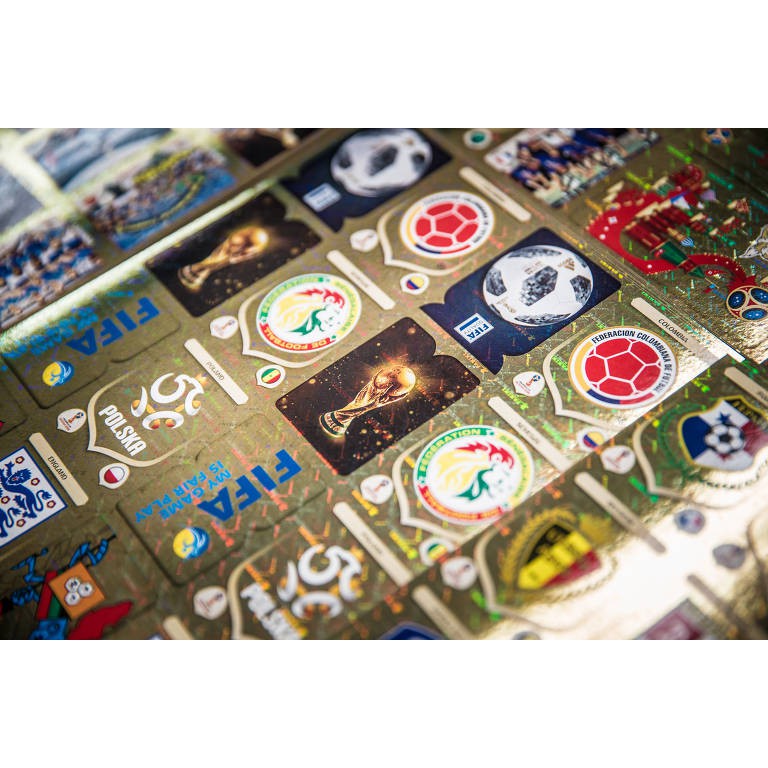 Lote Com Todas As 50 Brilhantes Do Álbum Da Copa 2018