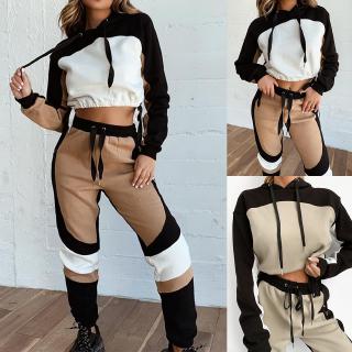 conjunto de roupa feminina