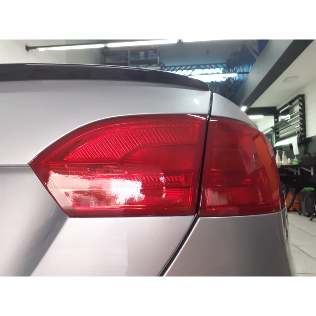 Adesivo Película Farol Lanterna Alltak Vermelho  50cm x 46cm Proteção UV Envelopamento Profissional
