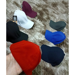 Bonés aba curva fechado liso sem marca