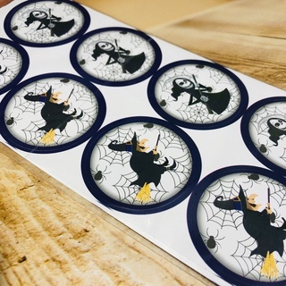 16 adesivos redondos latinhas lembrancinhas garrafinhas para festa TEMA HALLOWEEN 62.5 em Oferta na Shopee