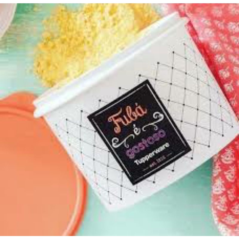 Tupperware caixa fubá bistrô