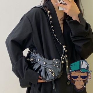 Designer De Moda De Luxo Da Marca Hobos Moto Estilo Rebite Das Mulheres Bolsa De Ombro Plissado Saco Crossbody