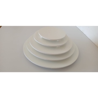 Kit Tabuleiro Redondo Para Bolo Com Pezinho Face Branca 6 Mm 5 Unidades  Diametro  De 15,20,25,30,35 em Oferta na Shopee