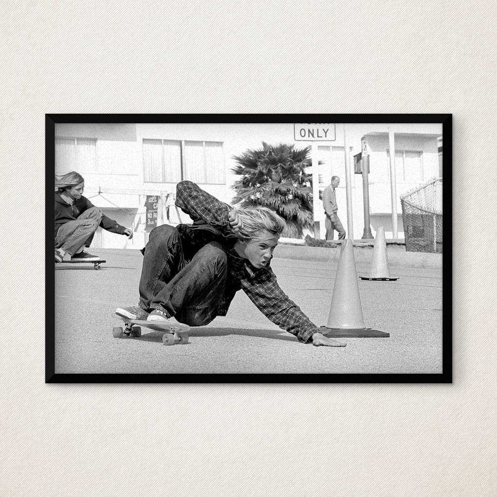 Quadro Decorativo Skate Jay Adams Lenda Sala Quarto Escritório 63x43cm Moldura Caixa Alta