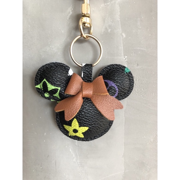 louis vuitton bee bag charm