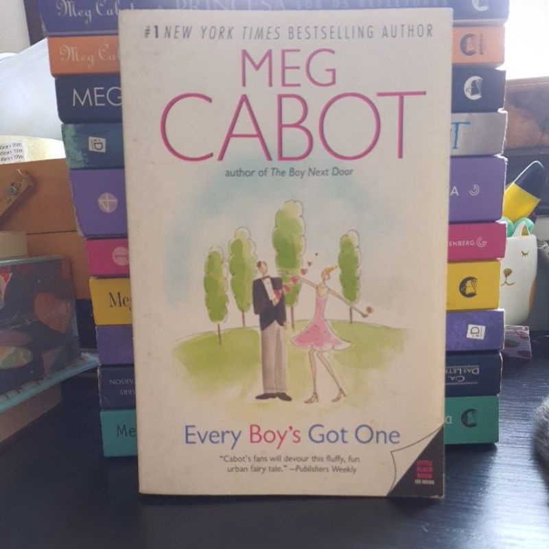 Livro em inglês Every Boy's got one Meg Cabot