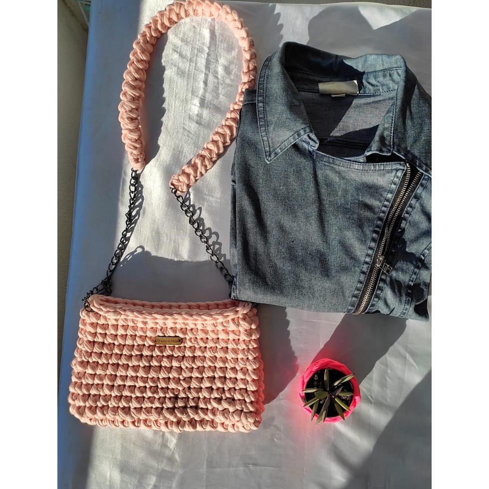 Clutch de Crochê/Bolsa de mão de Crochê/Maxxi Carteira de crochê em fio de Malha/ Carteira de mão de crochê/Bolsa de passeio/ Bolsa de balada/ Bolsa de festa