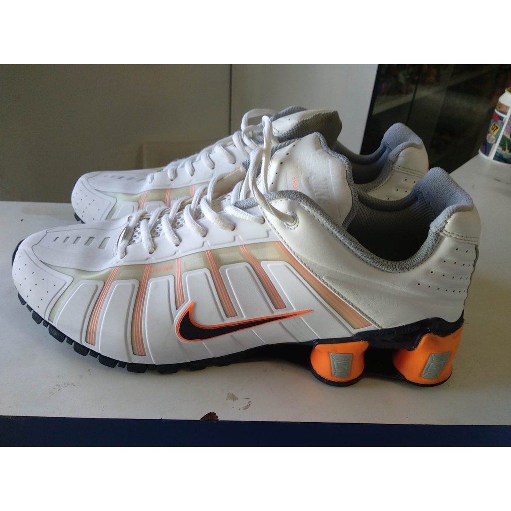 nike shox r4 2000