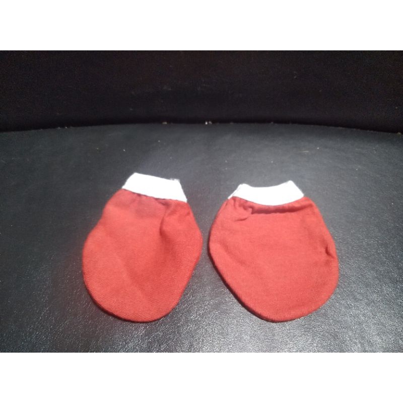 Meia Vermelho de Boneca bebê Reborn linda na promoção