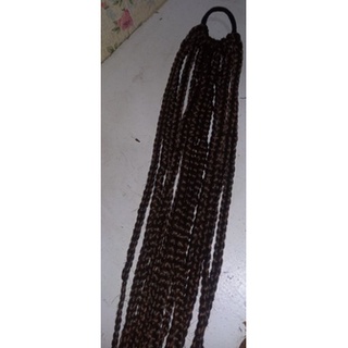 Rabo de cavalo de tranças finas. A cor escolhida é colocada no chat em Oferta na Shopee