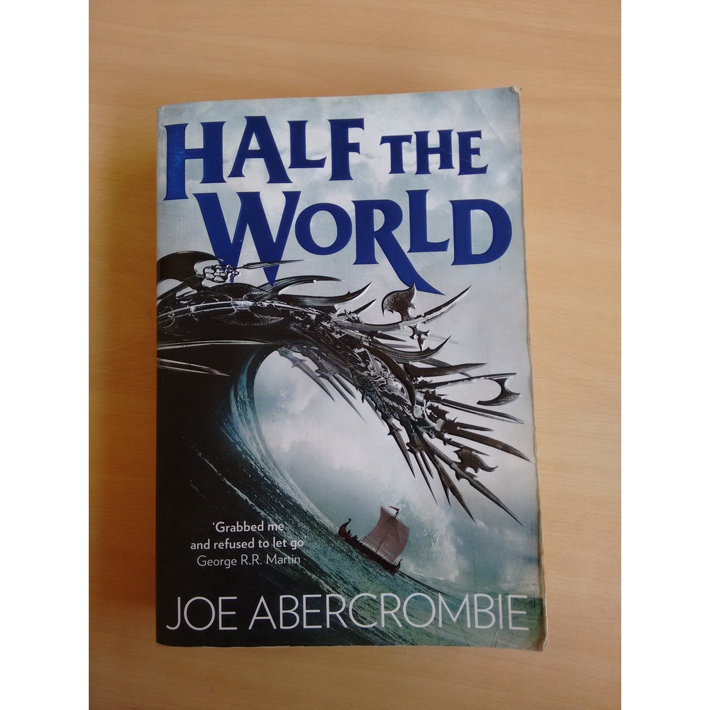 Livro Half The World Joe Abercrombie Harper 2015 545m