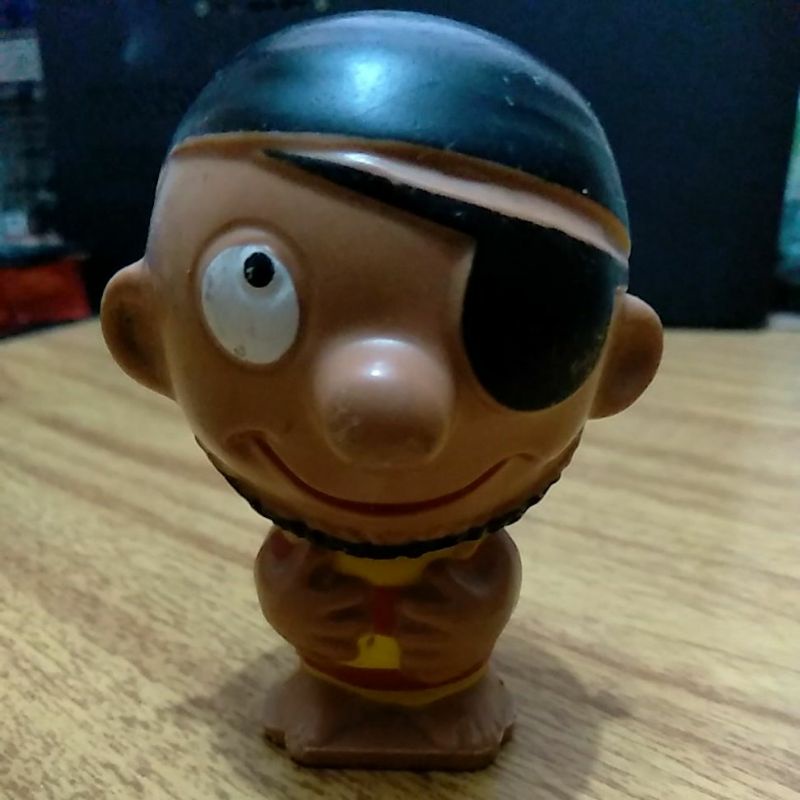 Pula Pirata Anos 80: Onde Comprar | BuscaProdutos