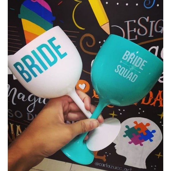 Kit 14 taças de Gin - 1 Bride e 13 Bride Squad - PERSONALIZADA COM NOME DA NOIVA E DAS AMIGAS