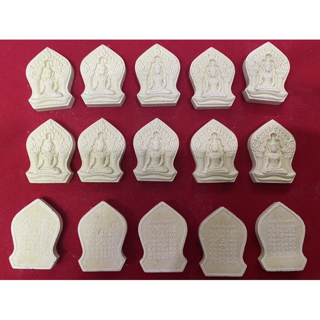 รูปสินค้า พระเครื่อง 1 ถุง 100 องค์ หลากหลายองค์พระ คุณภาพดี