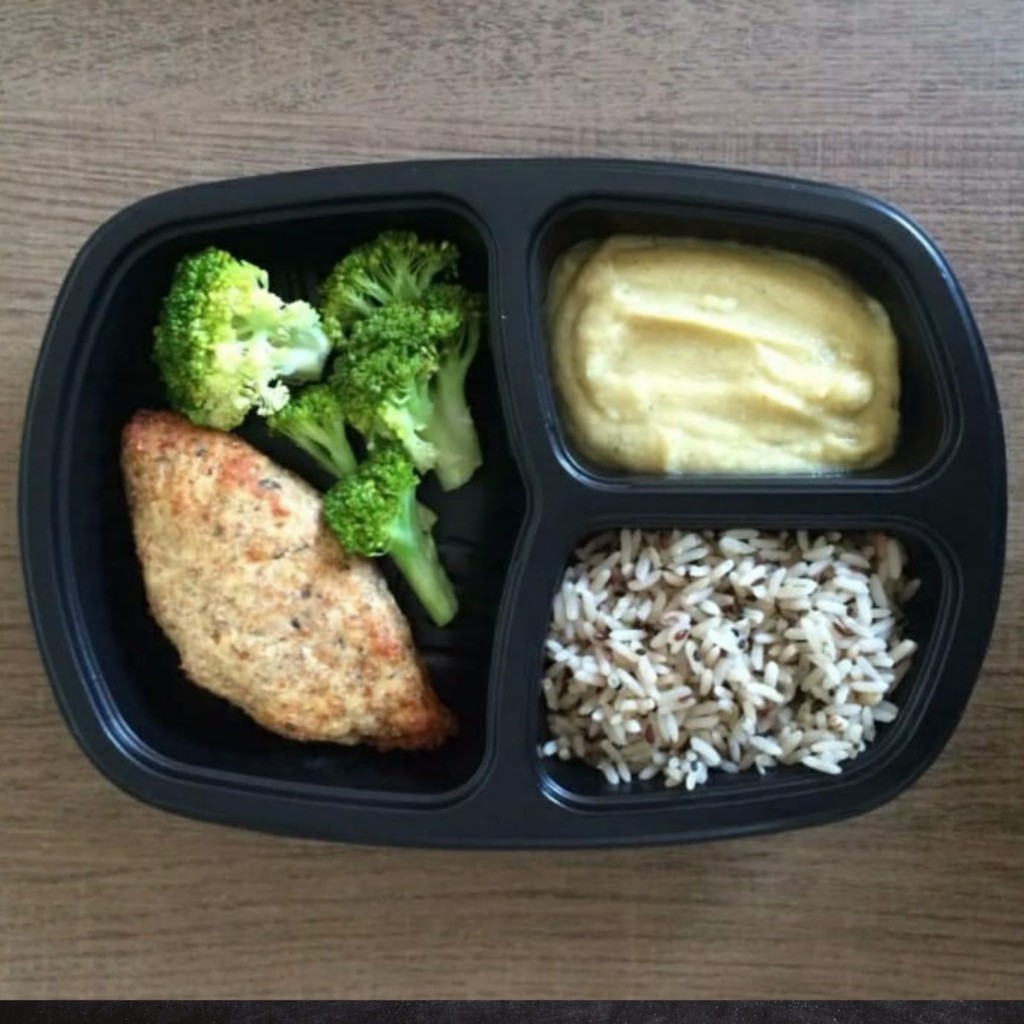 10 un Marmita Fitnees Reutilizável 3 Divisões c/Tampa G331 Preta Galvanotek Freezer e Microondas em Oferta na Shopee