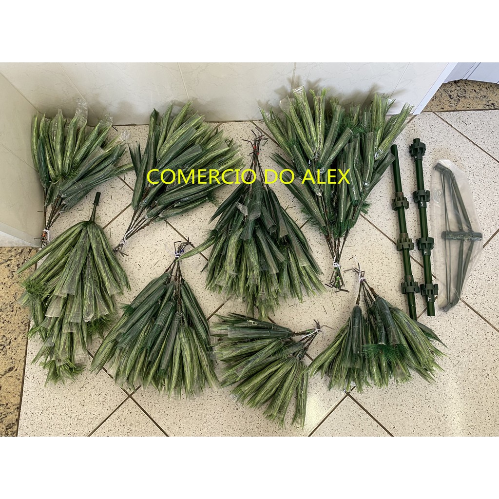 Árvore De Natal Pinheiro Luxo 1,80m 420 Galhos A0318N | Shopee Brasil