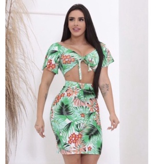 conjunto cropped e saia lápis