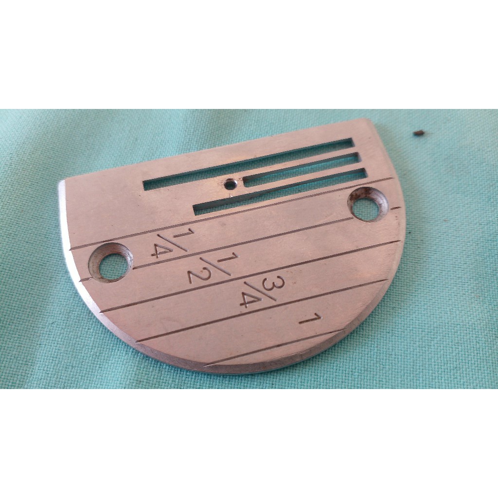 Chapa de  Máquina Reta Industrial USADO