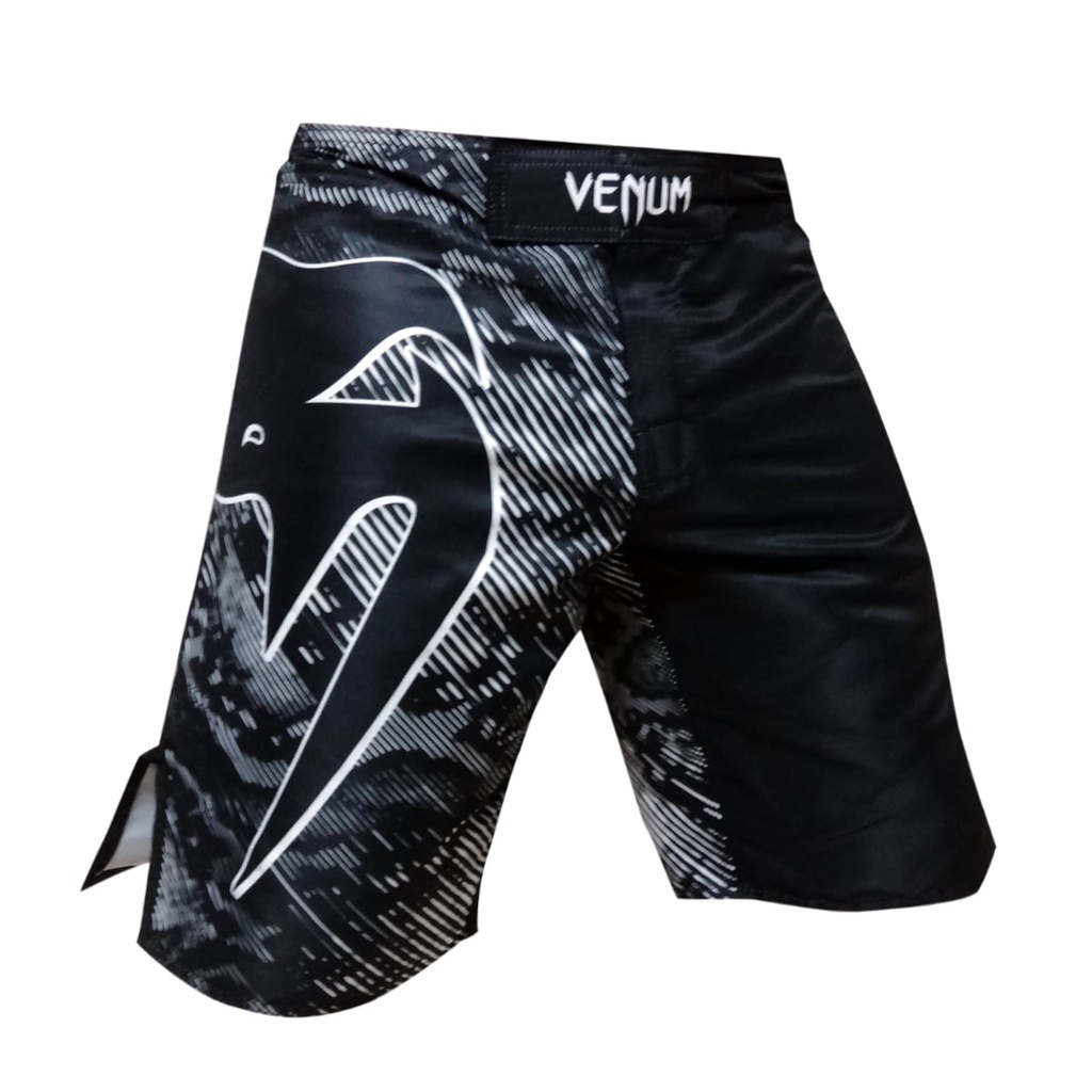 Bermuda Venum Giant Classic New - Preto