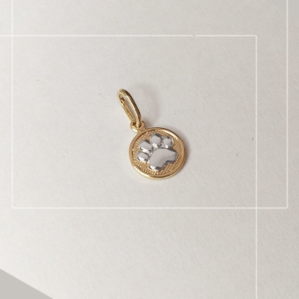 | SEMI JOIA | Pingente Patinha Lisa com Ródio Delicado Banhado em Ouro 18k Legítimo em Oferta na Shopee