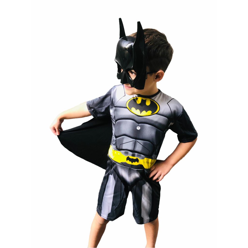 Fantasia Do Batman Com Enchimento Curto Roupa Mascara Plastico e Capa | Shopee Brasil