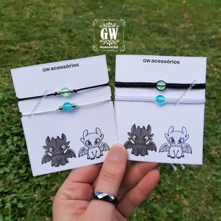 Par de pulseiras com miçangas que brilham no escuro - Banguela e Fúria da Luz (Como Treinar seu Dragão)