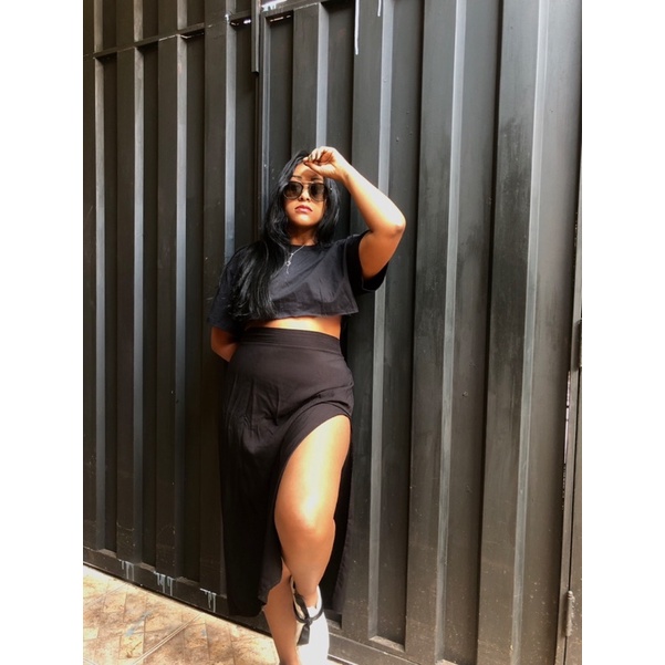 Saia feminina midi feminina com fenda frontal Saia