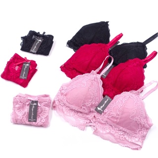 Conjunto Lingerie Calcinha e Sutiã com Bojo removível sem aro Renda Sensual
