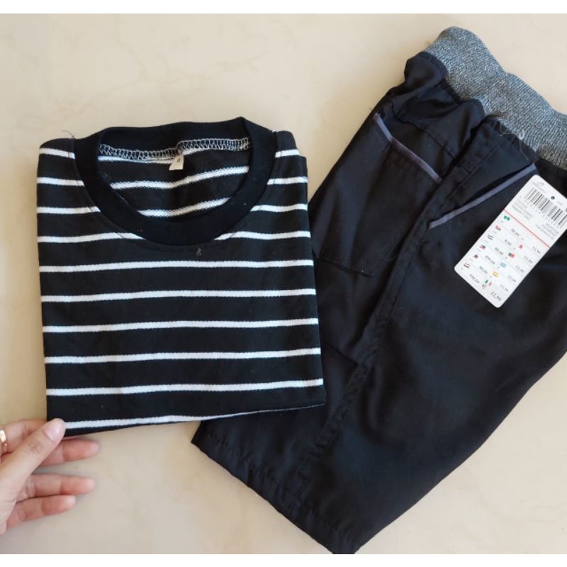 Conjunto De Camiseta Listrada Infantil E Calça Chinos De 4 A 12 Anos