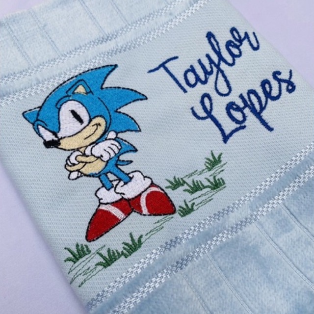 Toalha Bordada Personalizada Sonic com Nome
