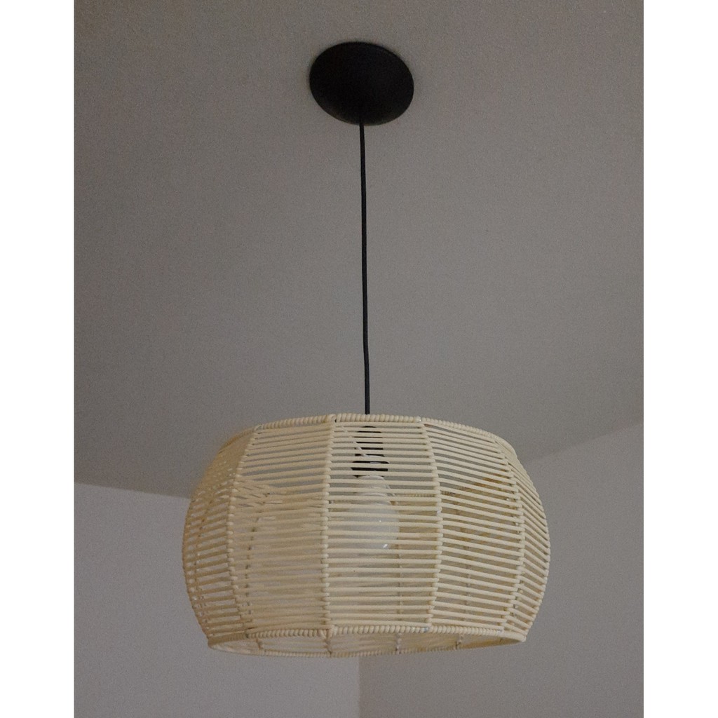 Luminária de fibra sintética junco cor palha 37x20cm