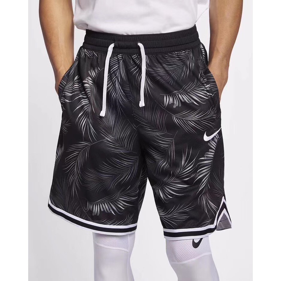short nike preto
