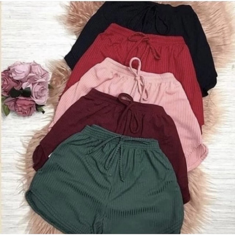 Shorts curto malha Canelada tendência Academia em Oferta na Shopee