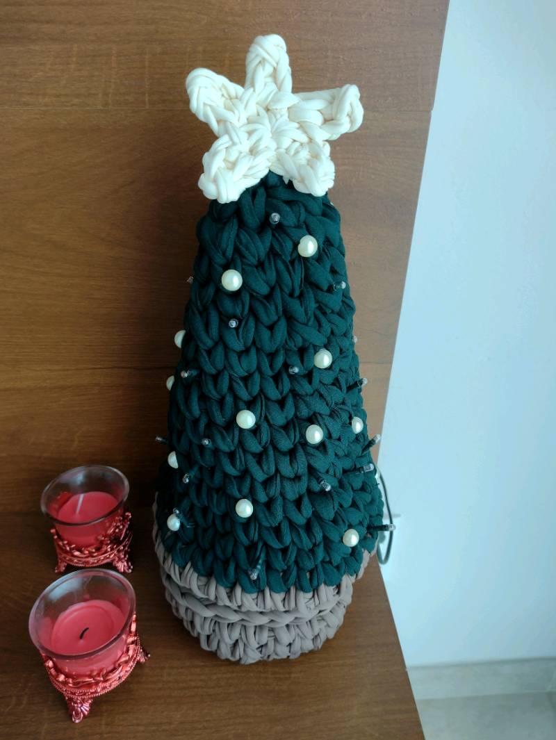 Árvore de natal feita em crochê com fio de malha | Shopee Brasil