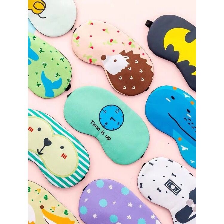 Máscara para dormir máscara de gelo para olhos de gelo padrão aleatório em Oferta na Shopee