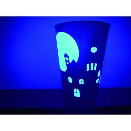 COPO PLÁSTICO COM TAMPA E CANUDO CASTELO ASSOMBRADO - HALLOWEEN - 500 ml - 1 unidade * Brilha com luz negra