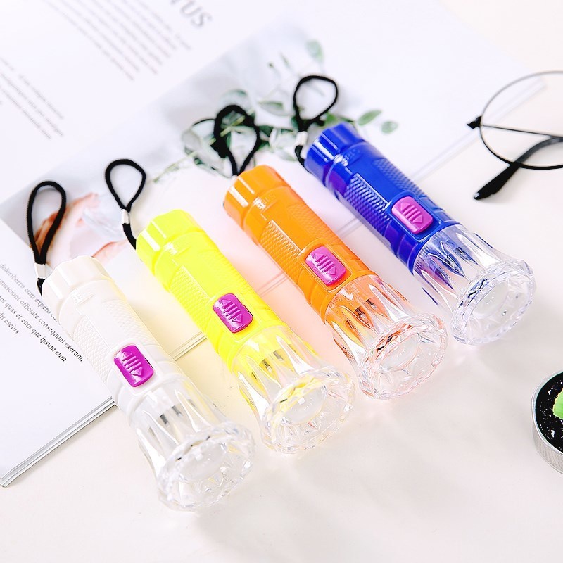 Mini Lanterna Led Tática Portátil  Para Uso ao Ar Livre Lazer /Brinquedo
