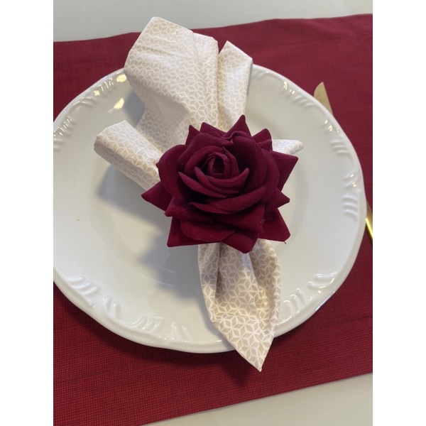 Kit com 2, 4 ou 6 porta guardanapos de rosa colombiana vermelha - anel para  guardanapo de flor | Shopee Brasil