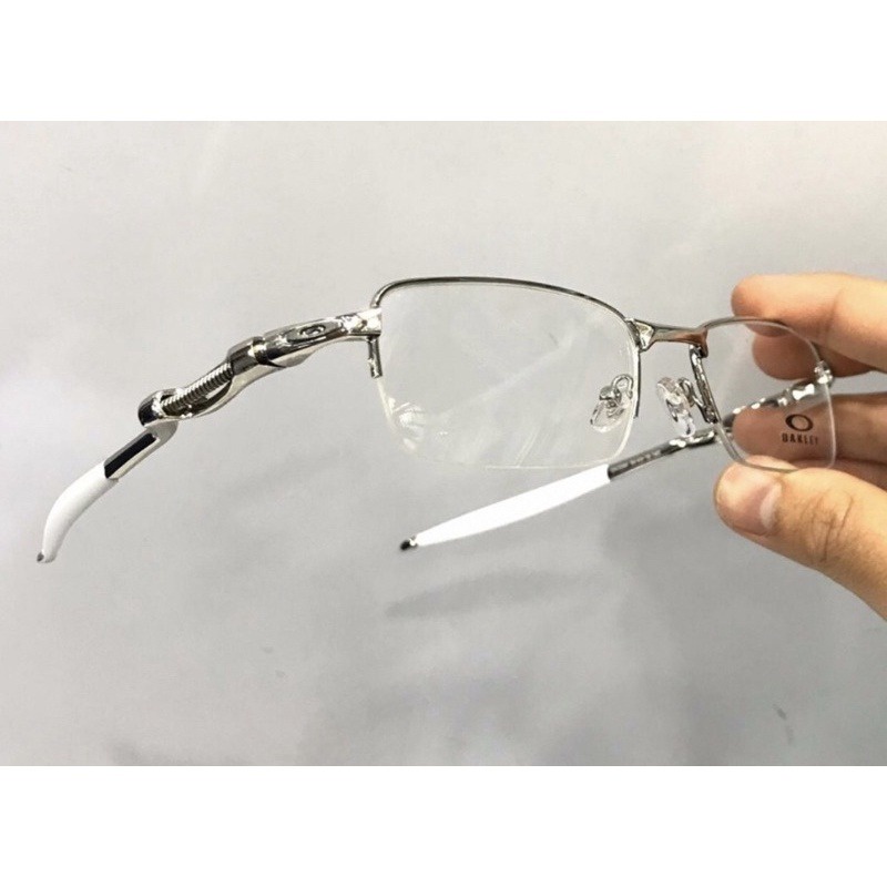 Óculos Lupa de descanso com molinha Oakley