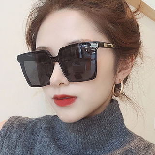Grande Moldura Quadrada Óculos De Sol Sexy Colorido Unisexo Vintage Homens Famosa Marca Designer Moda Pescar UV400 Outdoor Street Shooting Sunglasses Retro Feminino