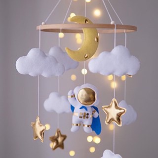 Móbile de berço astronauta, enfeite decoração de quarto
